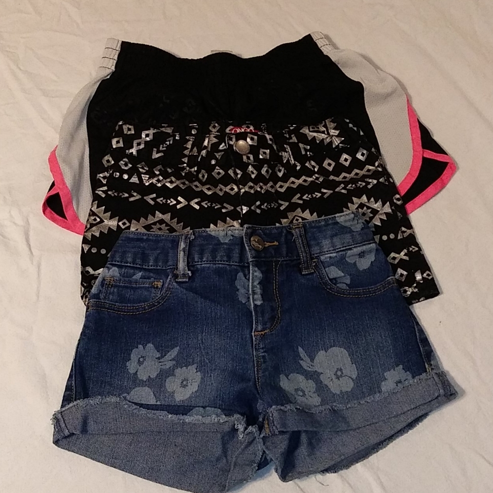 *3* Pairs of Girls Shorts
